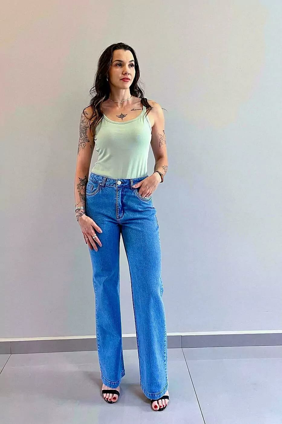 calça jeans wid leg